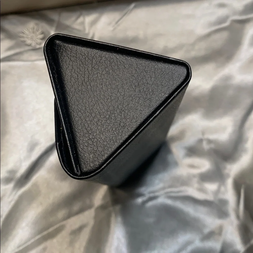 🌹Via Spiga • Black UNISEX GLASSES TRIFOLD GENUINE LEATHER Case •